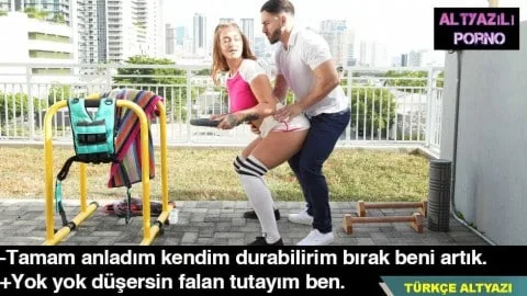 Bacağı İncinen Üvey Oğlunu Önce Masajla Sonra Sikişerek Rahatlatıyor Türkçe Altyazılı